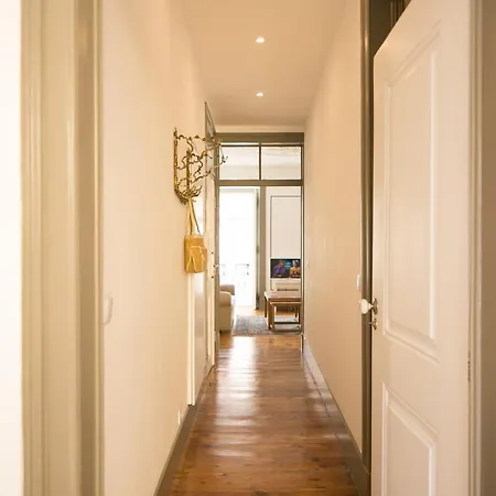 Apartment Trendy And Super 21 By Lisbonne Collection Lisbon