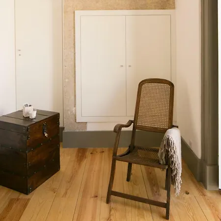 Apartment Trendy And Super 21 By Lisbonne Collection *